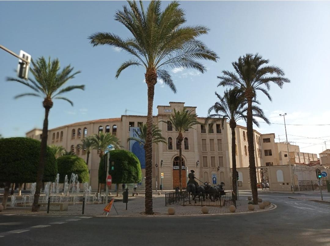 Estudio A Cerca Del Auditorio Y El Mercado Central De Alicante Luaran gambar